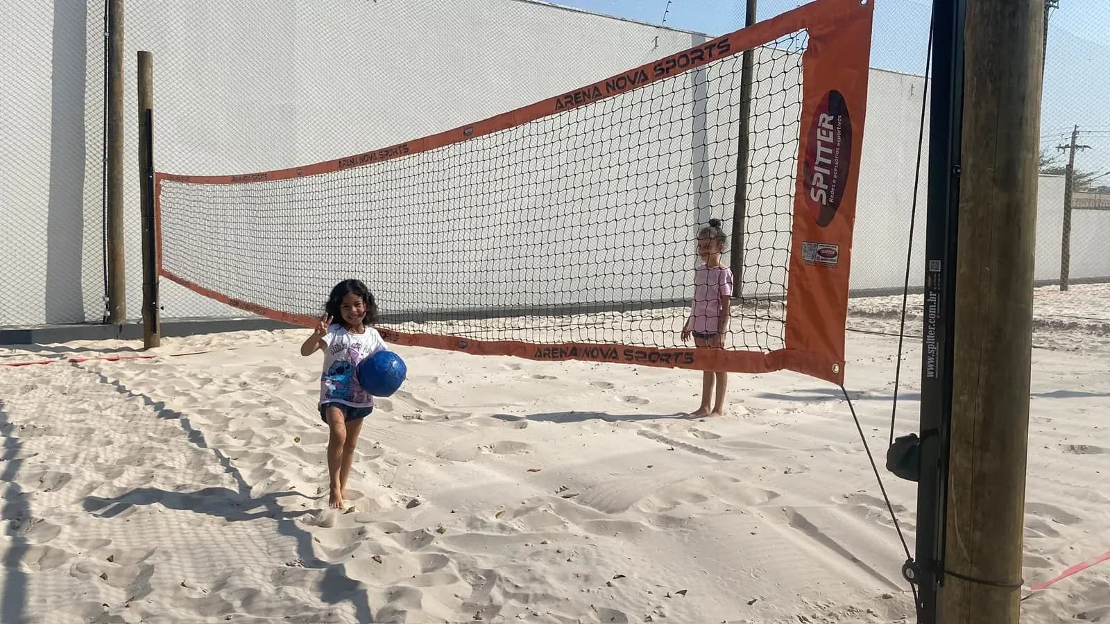 Rede de proteção para quadra poliesportiva